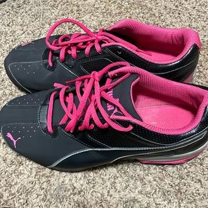 Women’s puma tennis shoes